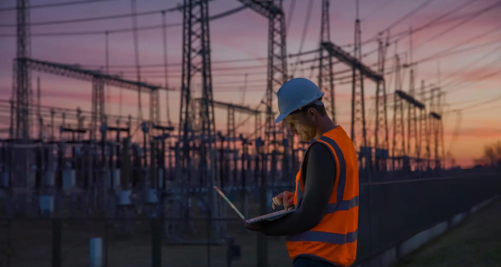 Reliable power solutions for industry and infrastructure background